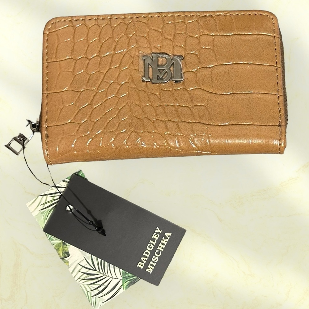 Badgley Mischka Wallet Vegan Leather Faux Croc Brown New With Tags